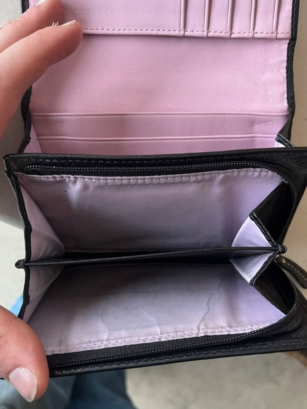 Coach Small Wallet - Picture 4 of 7